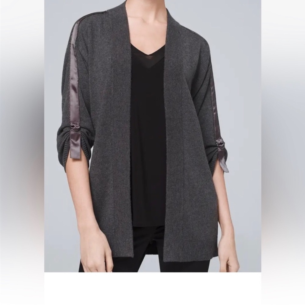 WHBM Size S Sweater in Heather Asphalt.